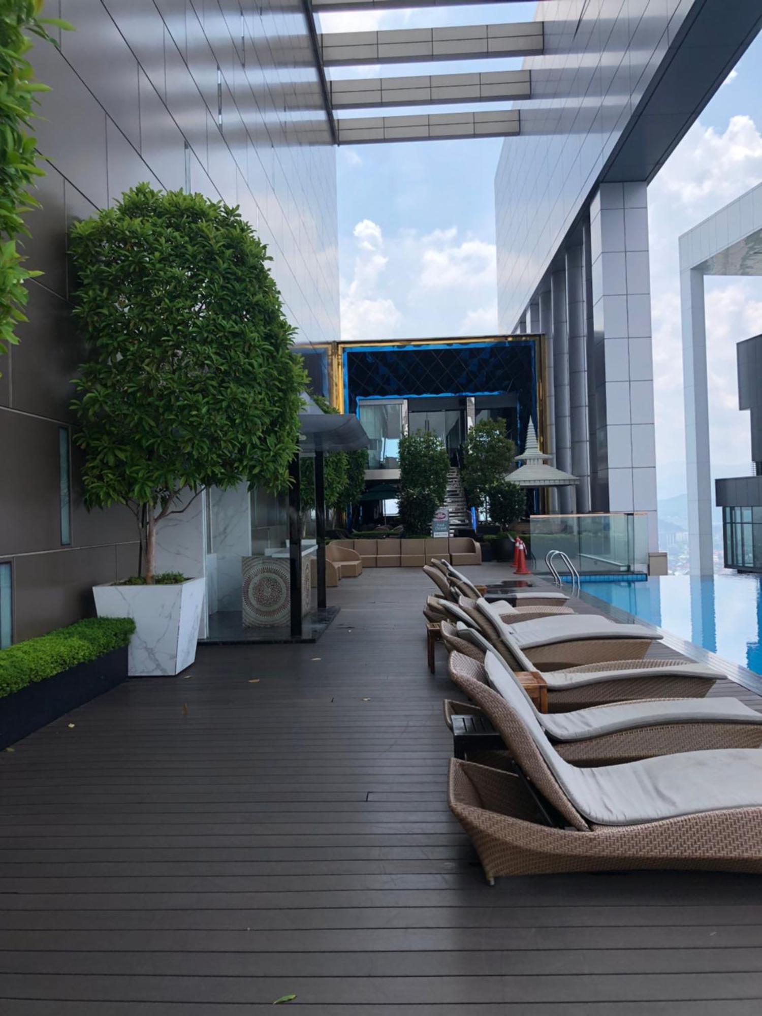Platinum Klcc Pool View Apartment Kuala Lumpur Luaran gambar