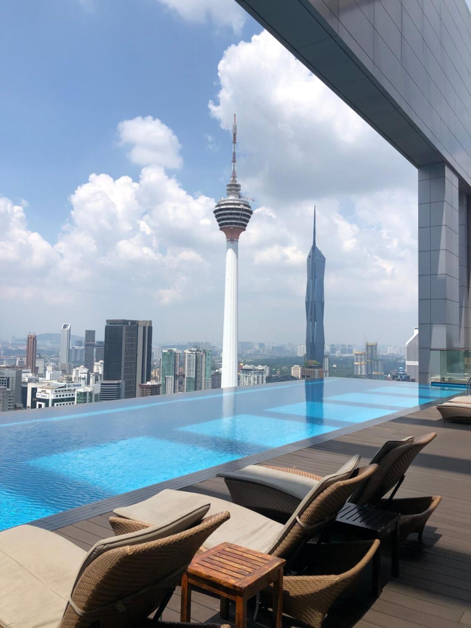 Platinum Klcc Pool View Apartment Kuala Lumpur Luaran gambar